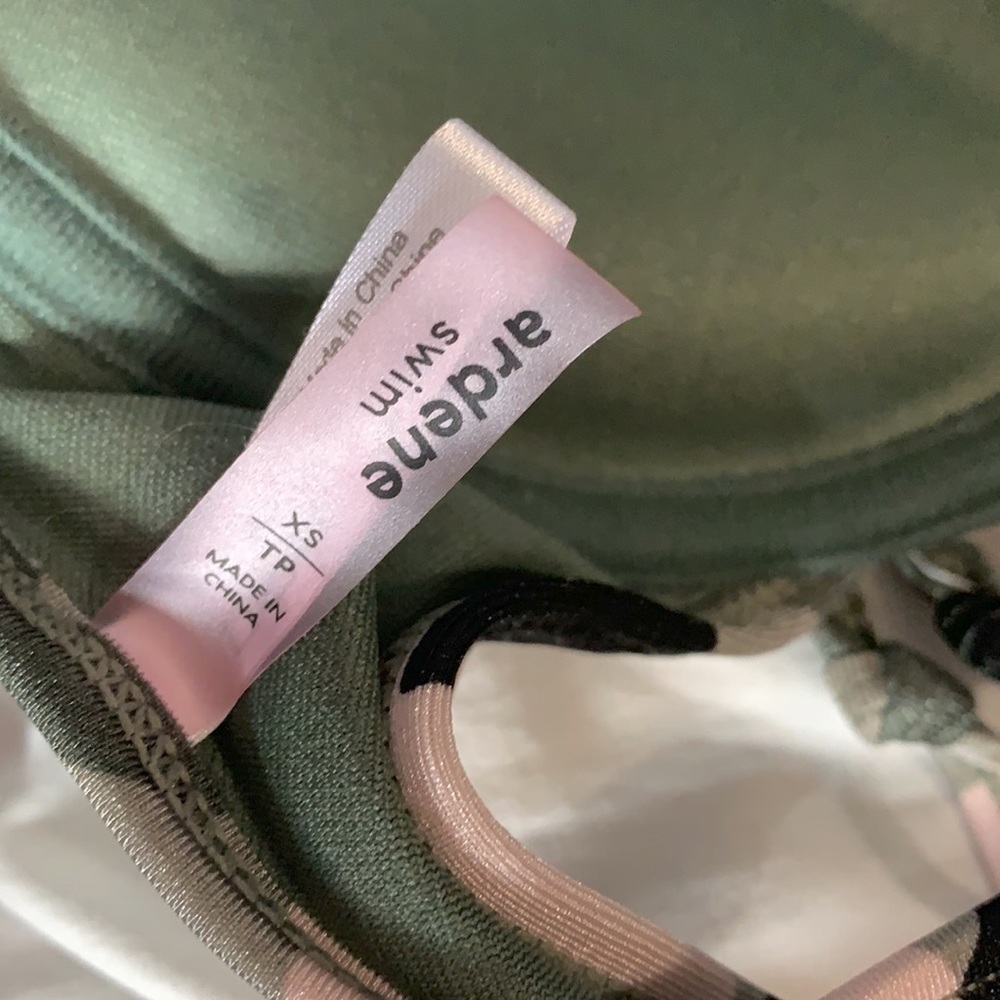 Ardene pink camo push up thong bikini set - Picture 4 of 4